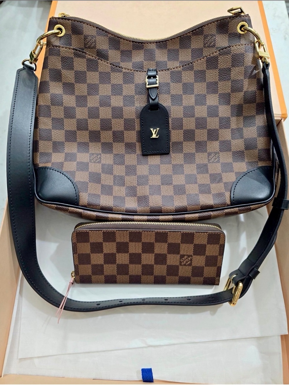LOUIS VUITTON  🤎Monogram Odeon MM w/ Louis Vuitton Clémence Wallet🤎